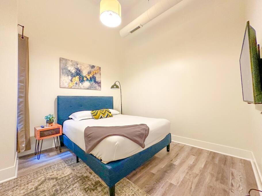 Mccormick 3bedroom And 2bath With Optional Parking - State St *