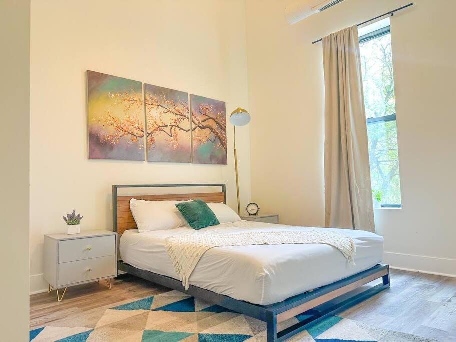 Mccormick 3bedroom And 2bath With Optional Parking - State St * Chicago