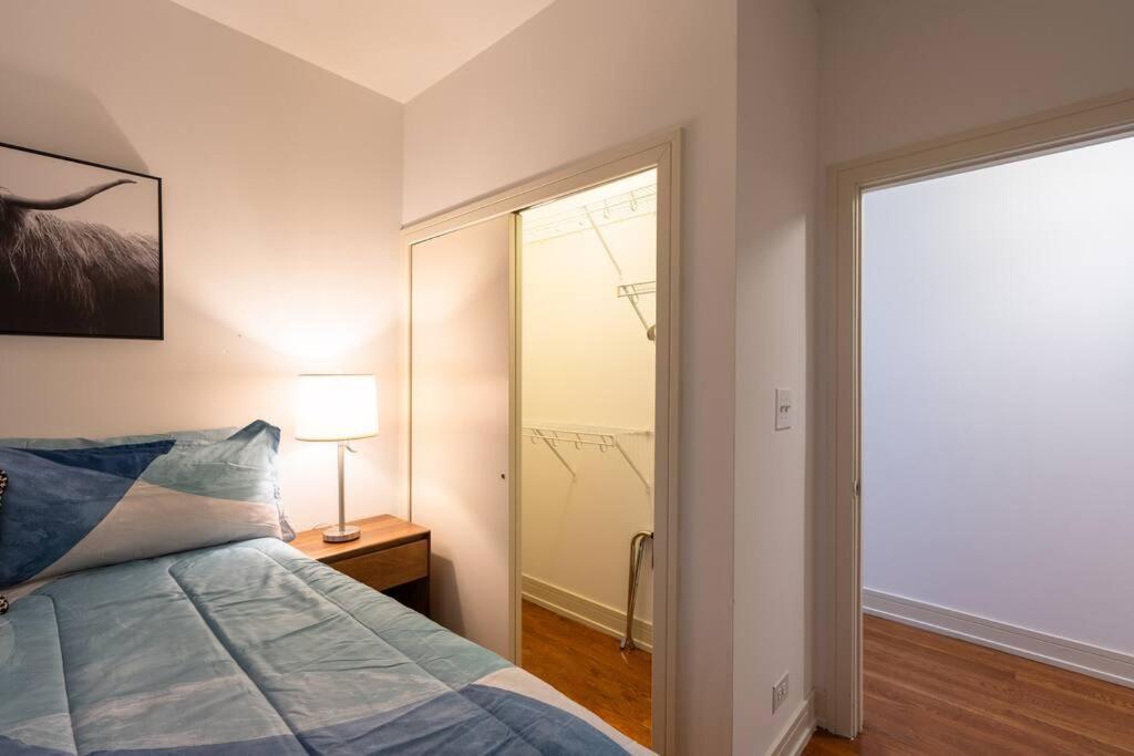 3br Prime Hyde Park Location Near Uchicago And Dining Apartment