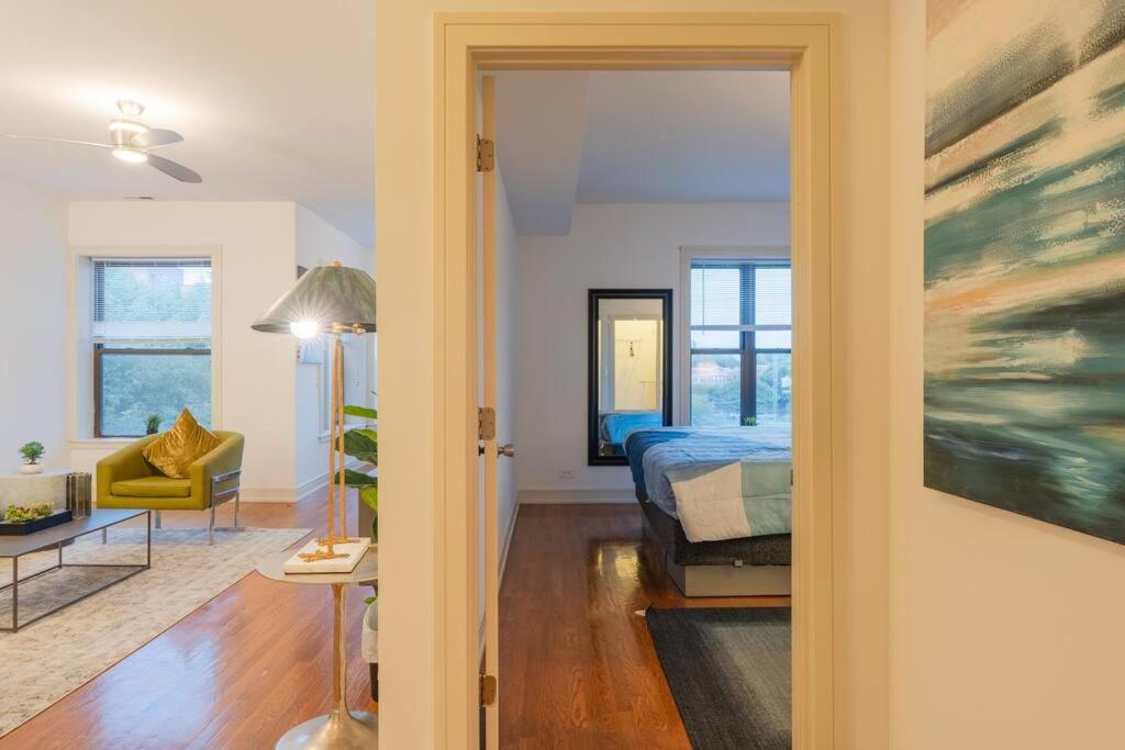 3br Prime Hyde Park Location Near Uchicago And Dining