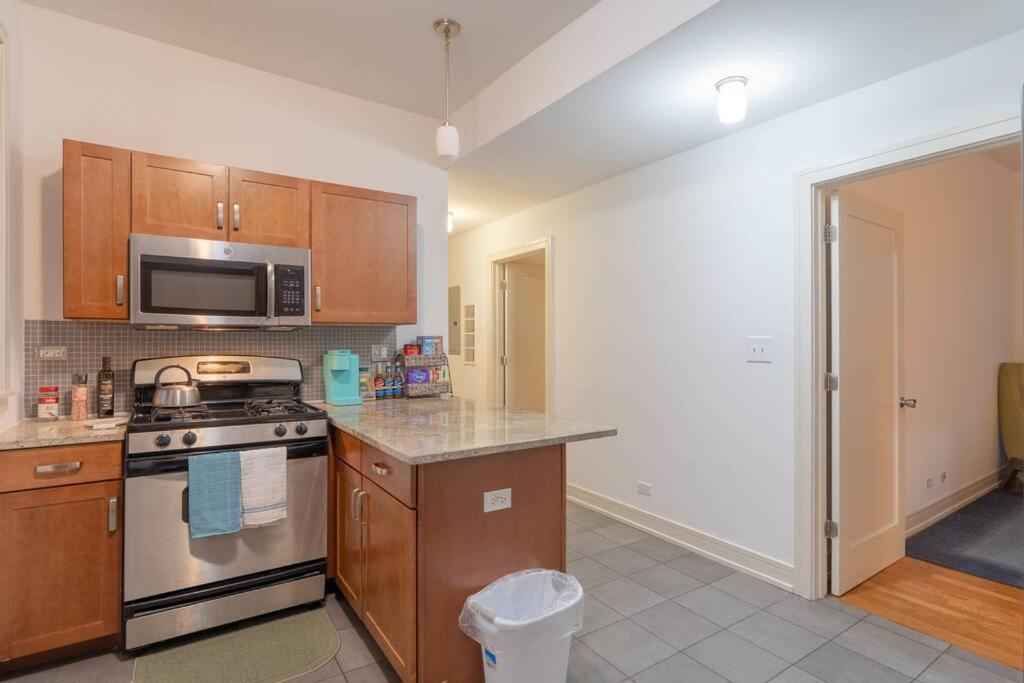 Apartment 3br Prime Hyde Park Location Near Uchicago And Dining *
