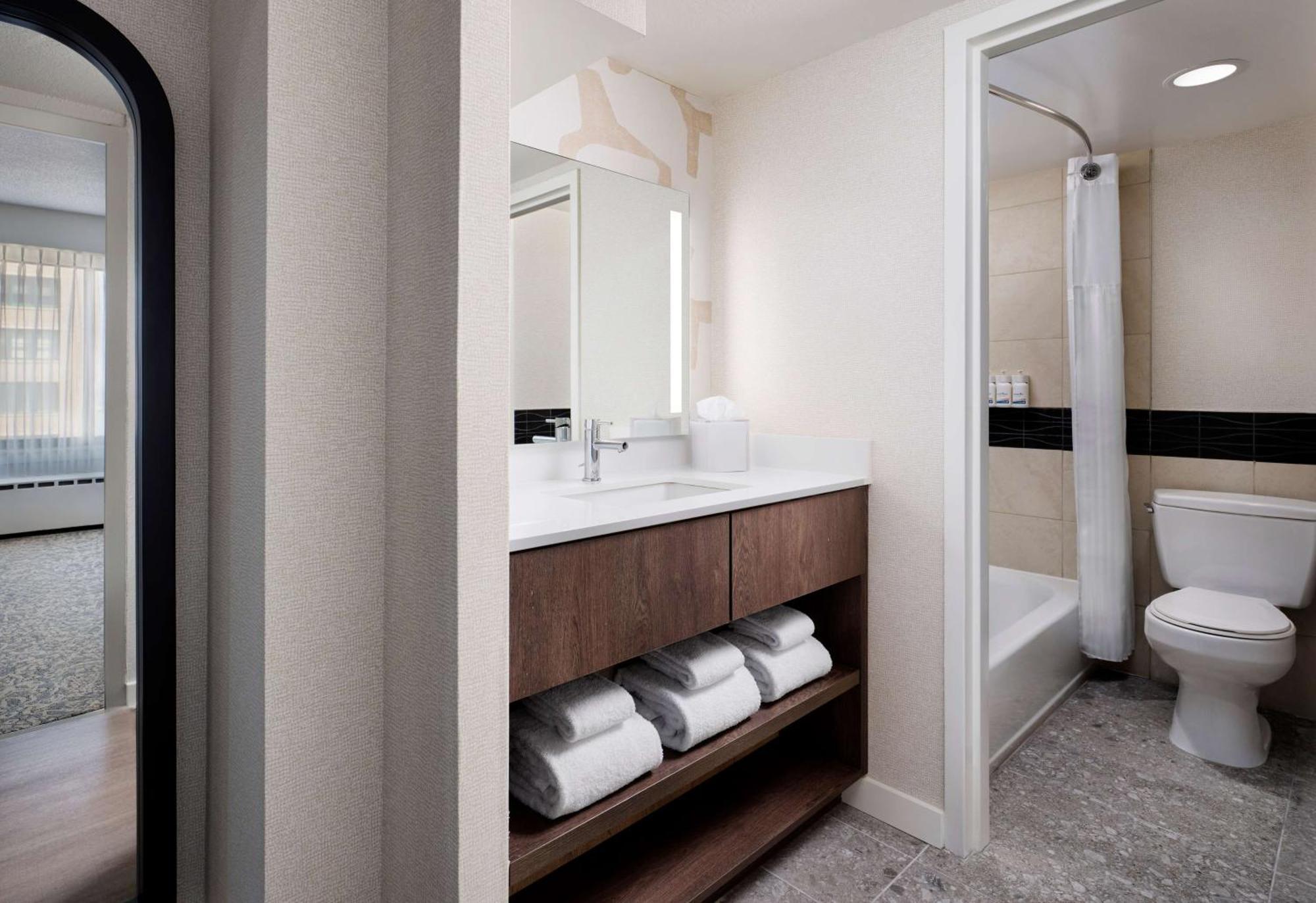 Hotel Sonesta Es Downtown Magnificent Mile Medical 3*