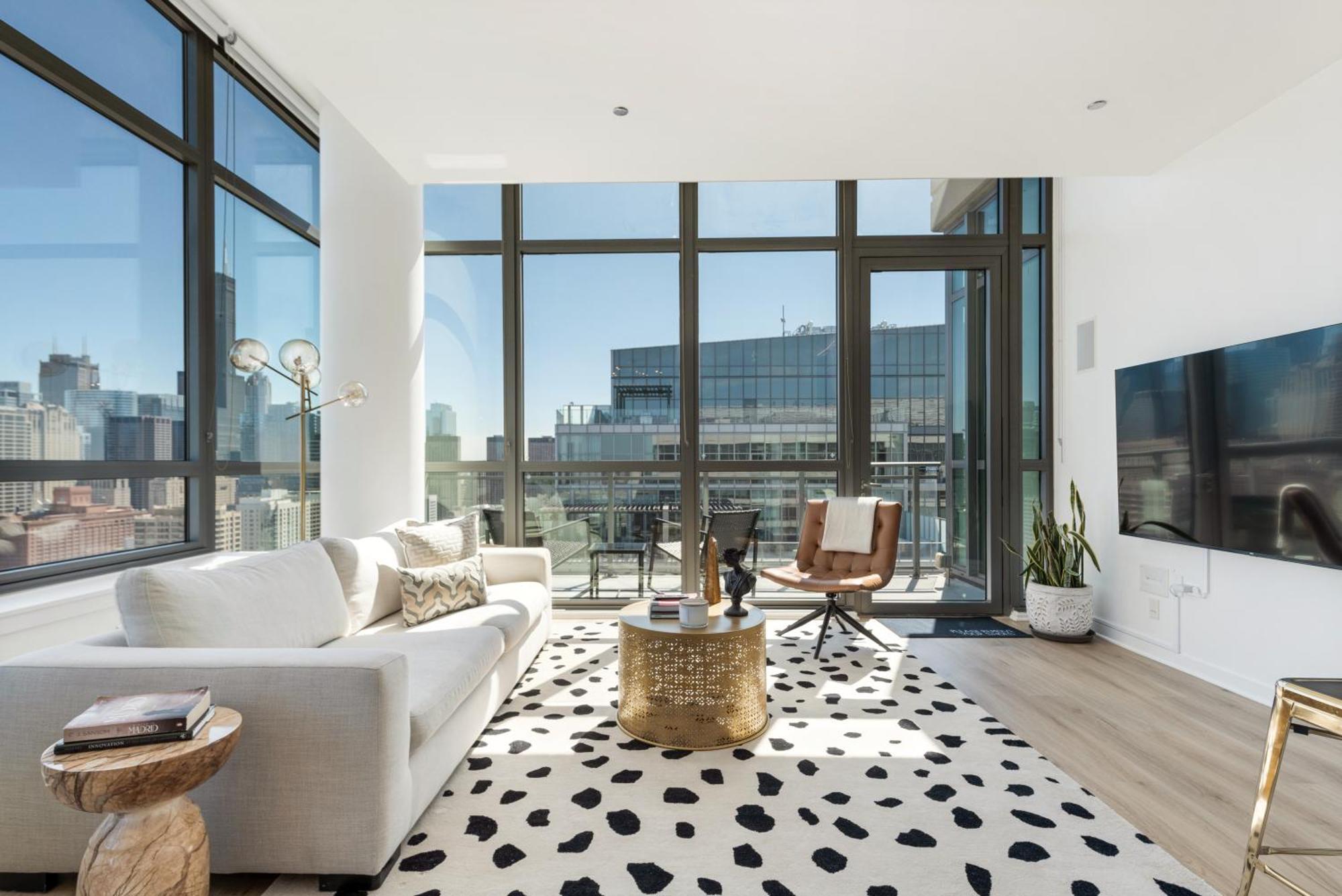 Apartment K2 Sky High With Stunning Views In West Loop Chicago