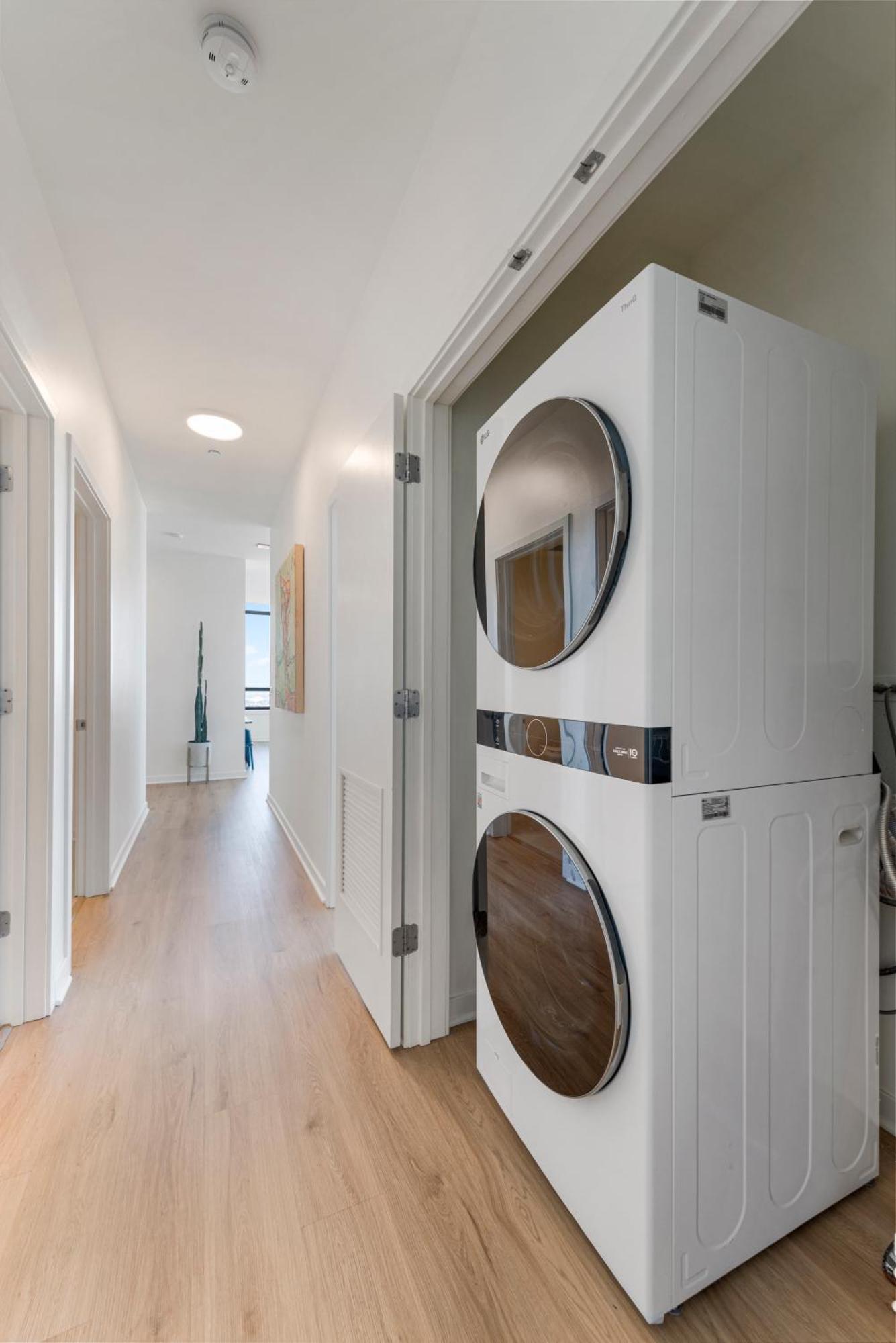 K2 Sky High With Stunning Views In West Loop Apartment