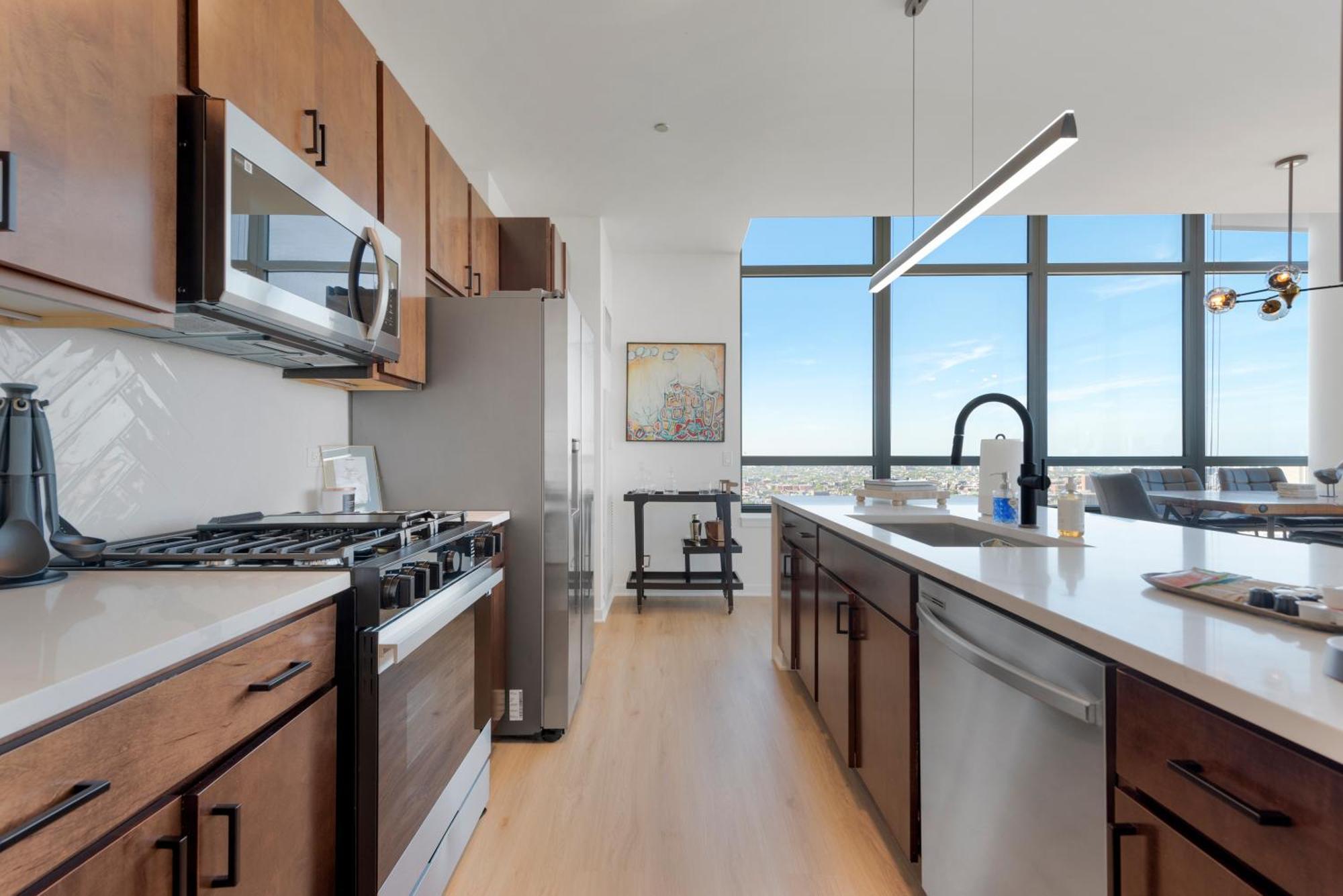 K2 Sky High With Stunning Views In West Loop Apartment Chicago