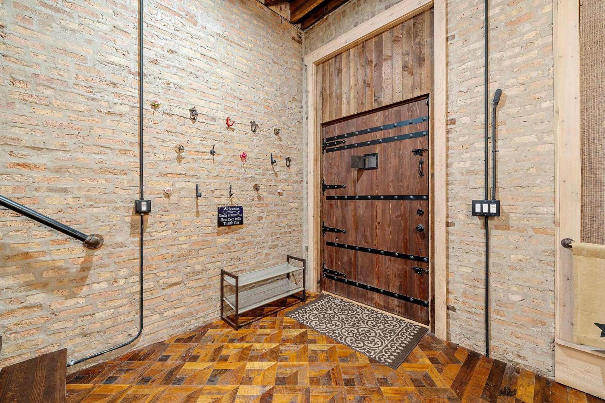 Holiday home Mid-century Gem By United Center Chicago