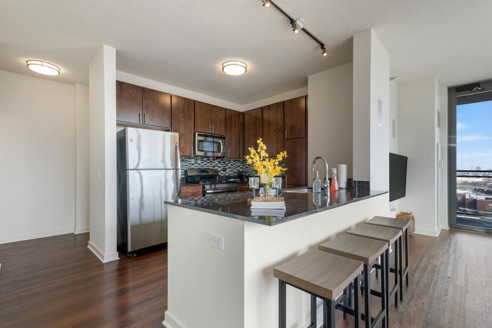 Apartment K2 Sky High With Stunning Views In West Loop Chicago