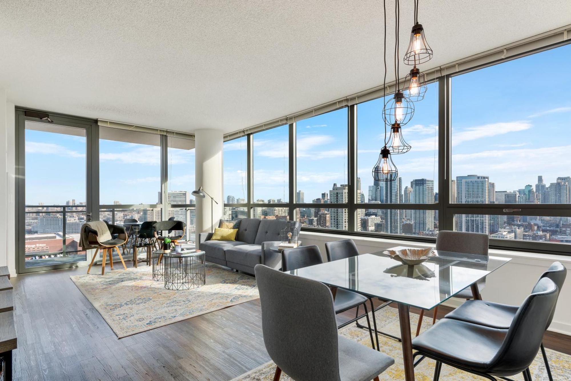 K2 Sky High With Stunning Views In West Loop Chicago