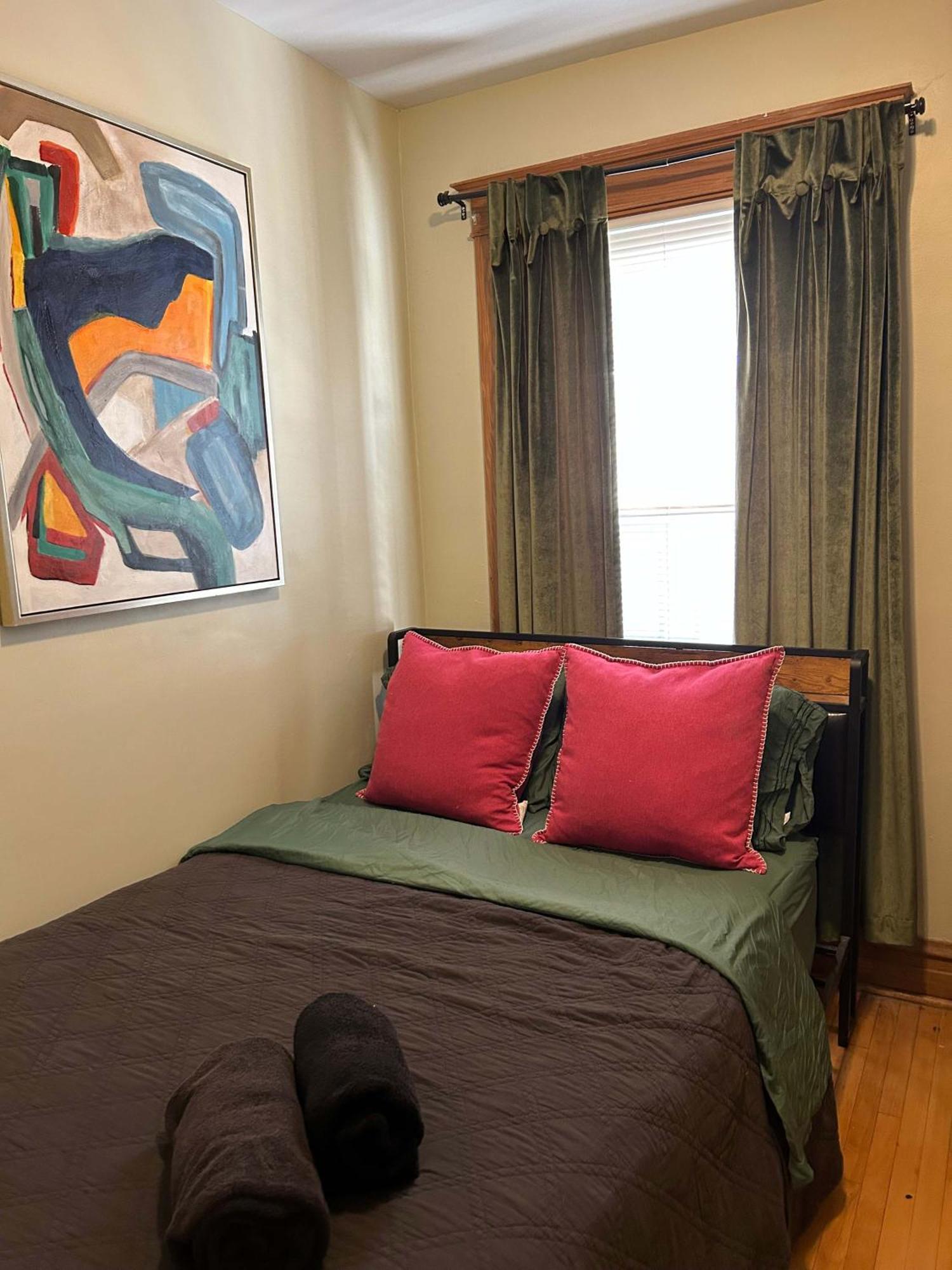 Dorothy's Bed & Breakfast Chicago