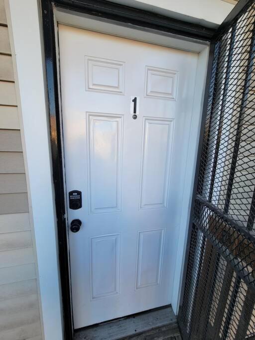 Apartment Charming 3bd 2bth