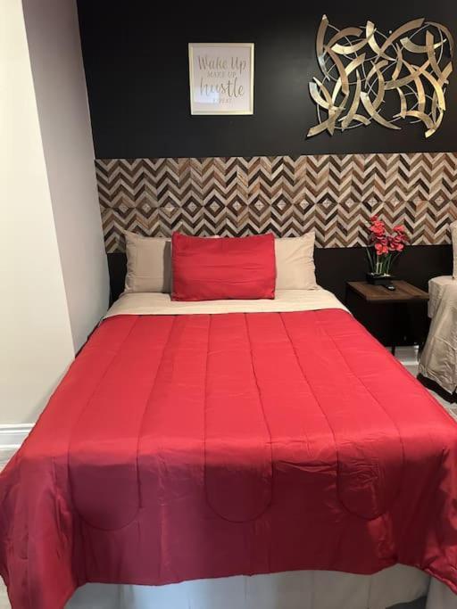 Experience Elegance At Paramount Chicago