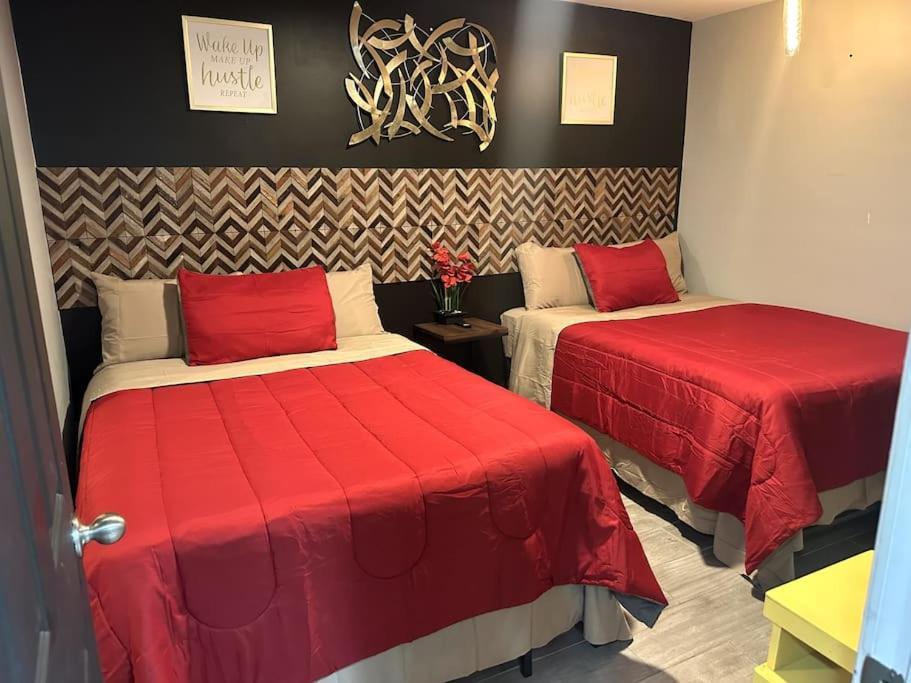 Experience Elegance At Paramount Apartment