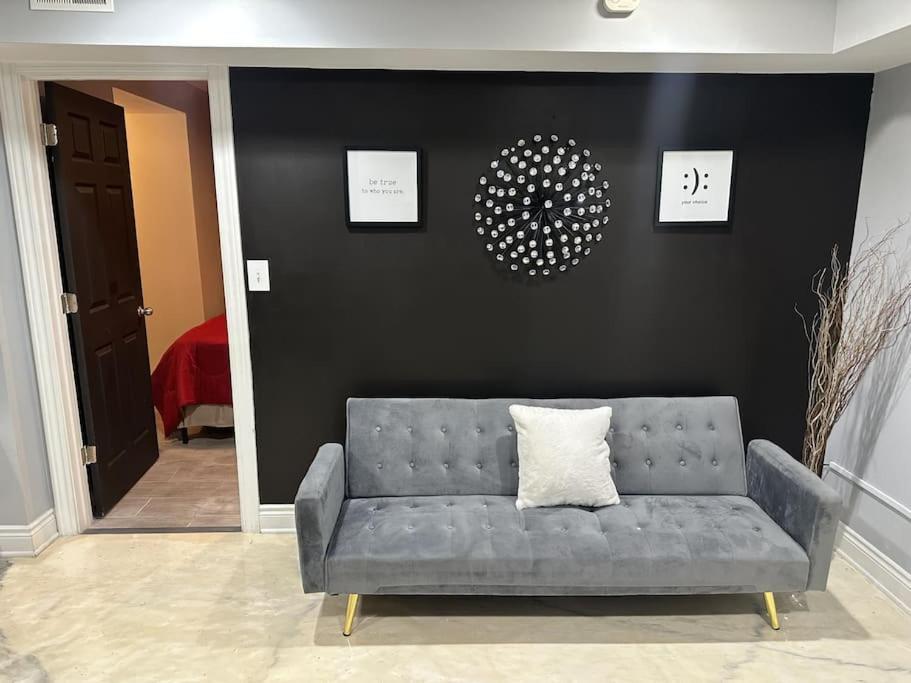 Experience Elegance At Paramount Apartment Chicago