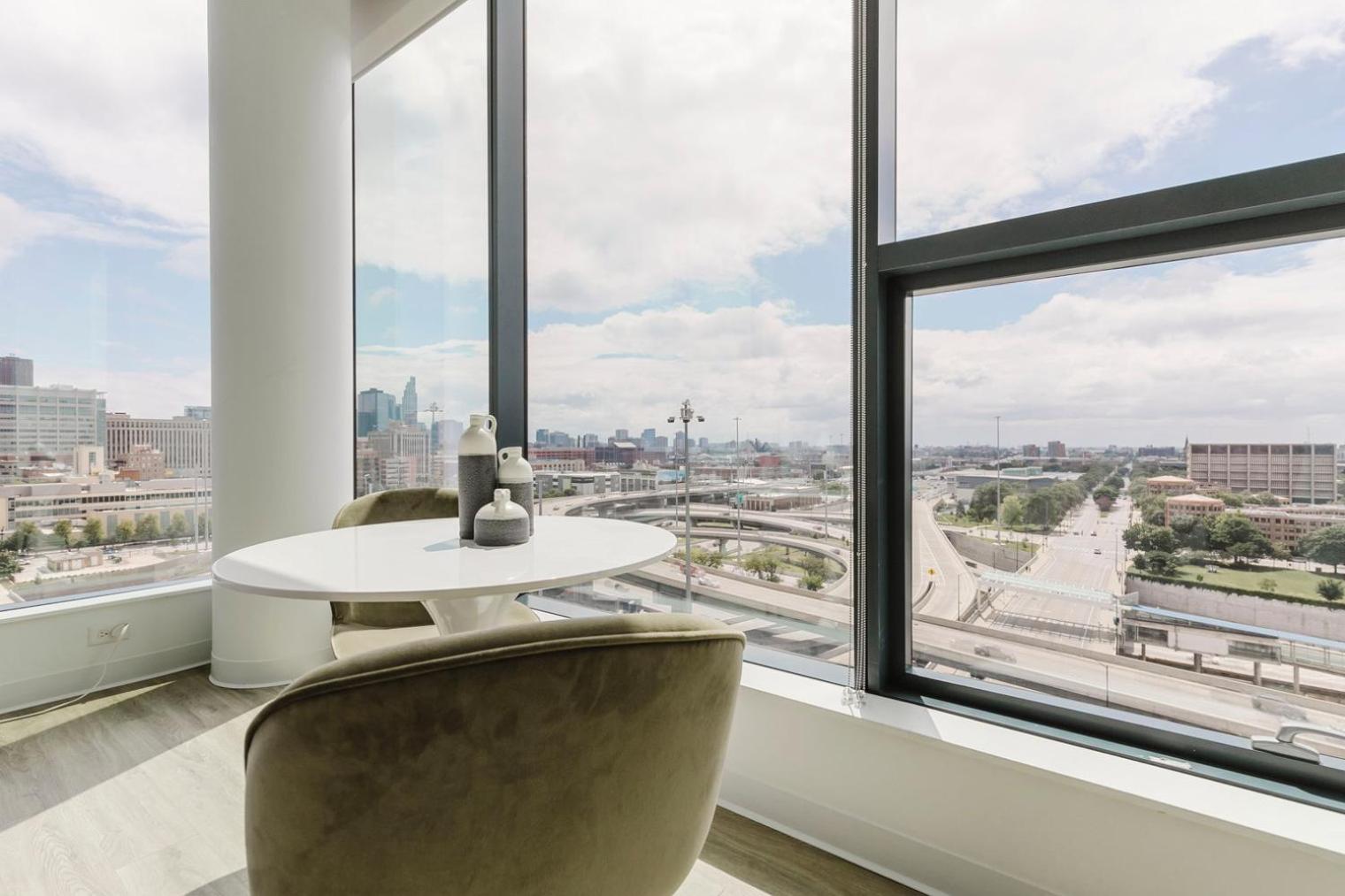 Apartment W Loop 2br W Gym Pool In Heart Of Greektown Chi-540 Chicago