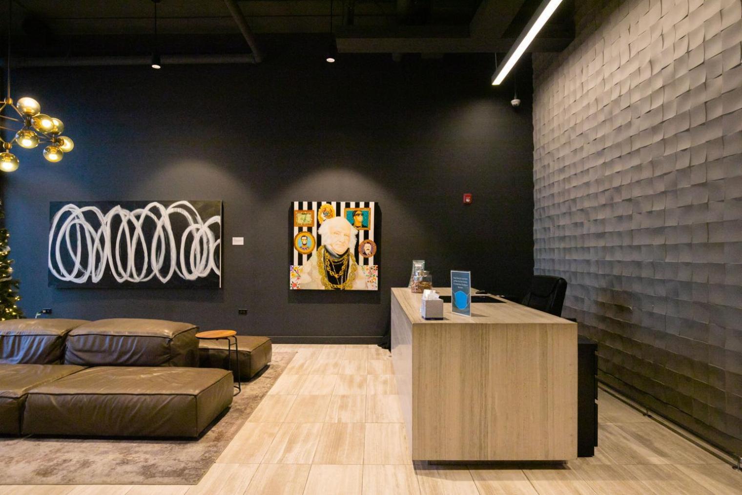 W Loop W Gym Pool In Heart Of Greektown Chi-532 Chicago