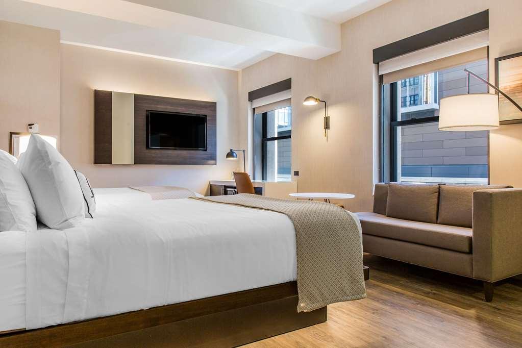 Cambria Loop - Theatre District 4* Chicago