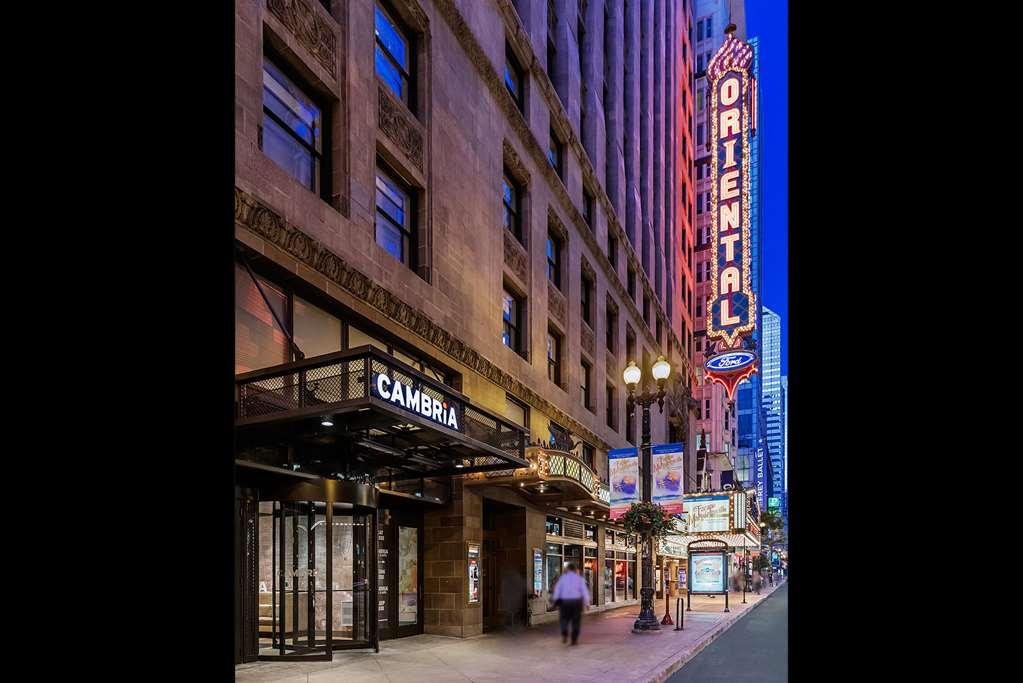 Cambria Loop - Theatre District 4*