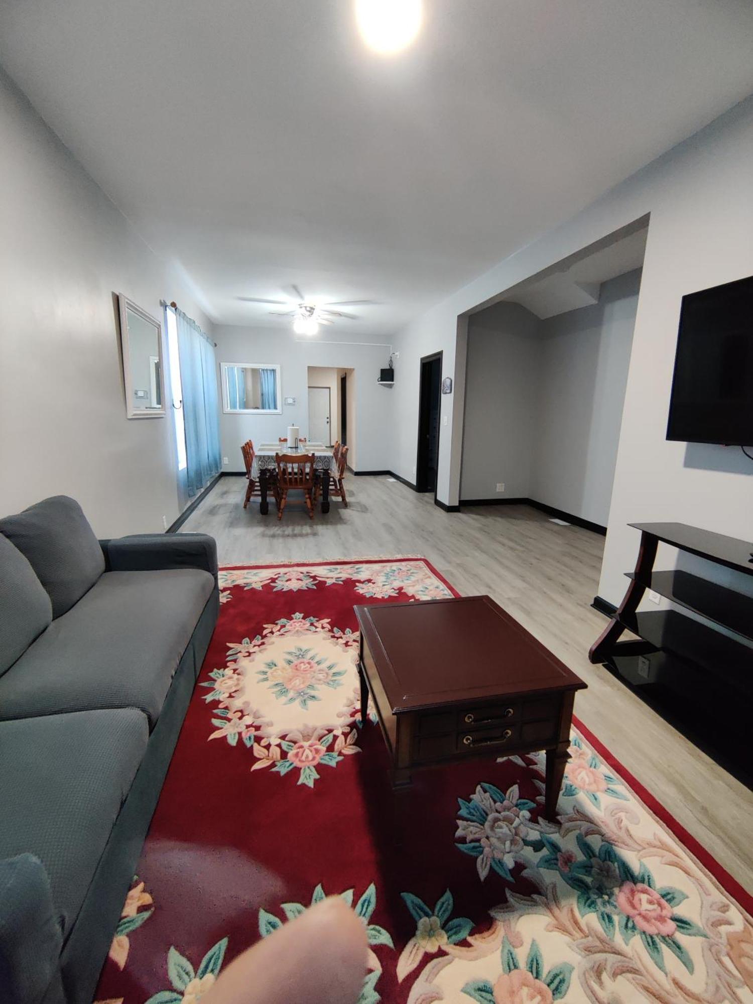 Apartamento Lightning Apartment's Respectful Area With The Visitors *