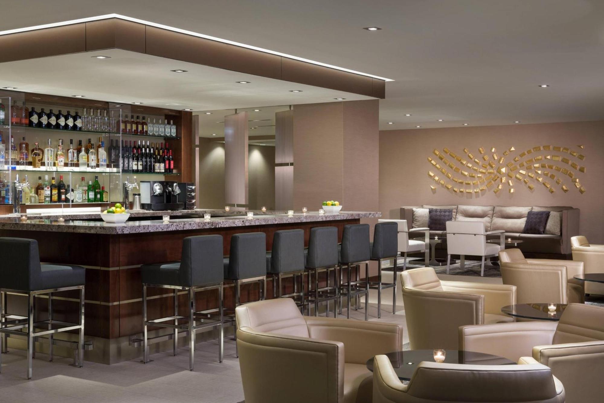 Hotel Ac Downtown 4*