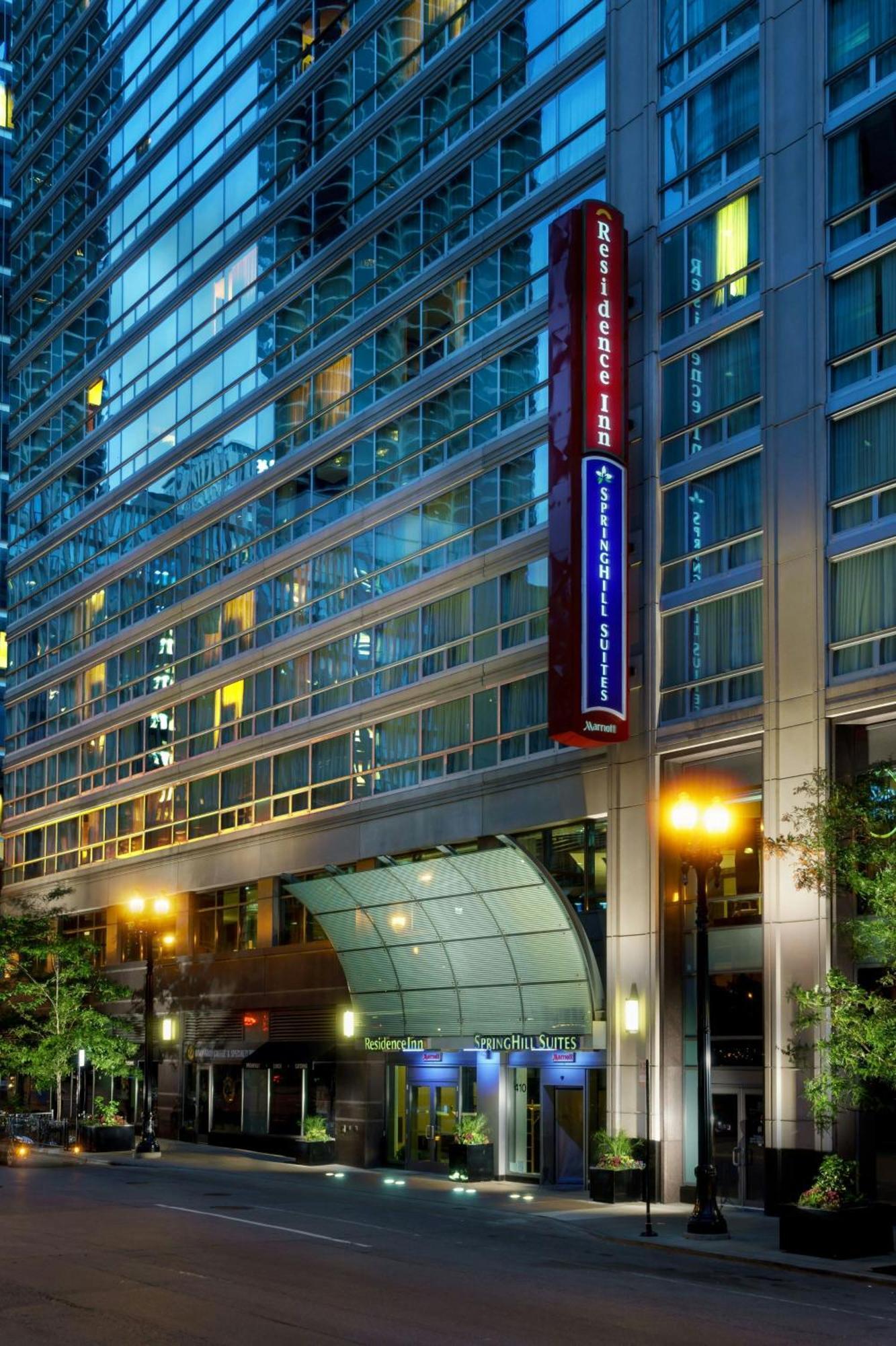 Hotel Springhill Downtown/river North 3*