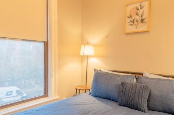 Chic & Cozy 4br In Lakeview Near Wrigley Field Apartment Chicago