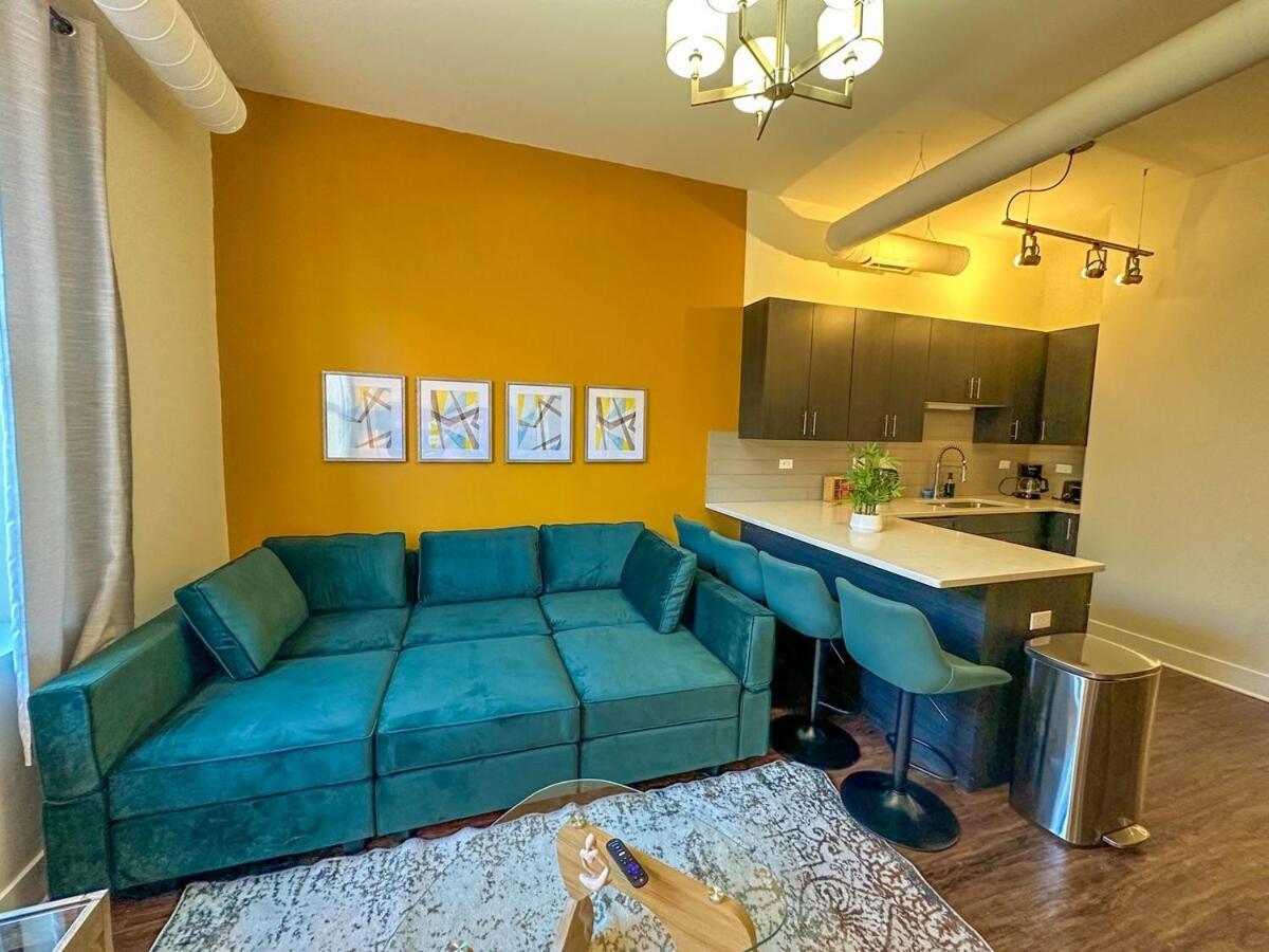 Apartment Mccormick 3br&2ba With Optional Parking Chicago