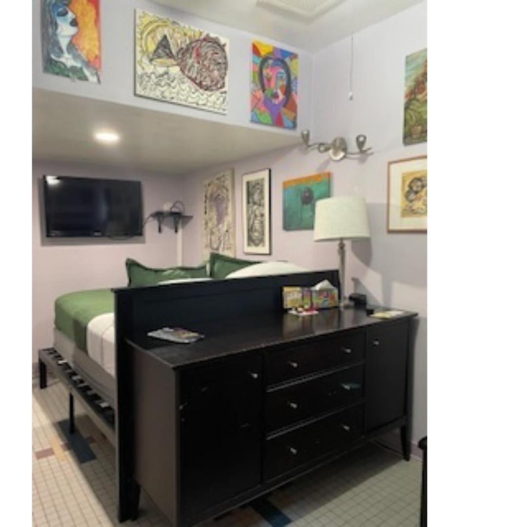 Ray's Bucktown 3* Chicago