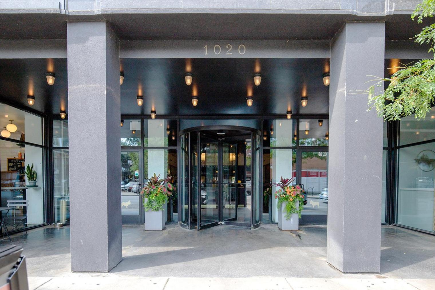 Apartment Uptown 1br W Gym Indoor Pool Nr L Red Line Chi-974 *