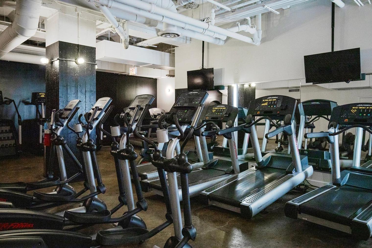 Apartment Uptown 1br W Gym Indoor Pool Nr L Red Line Chi-974