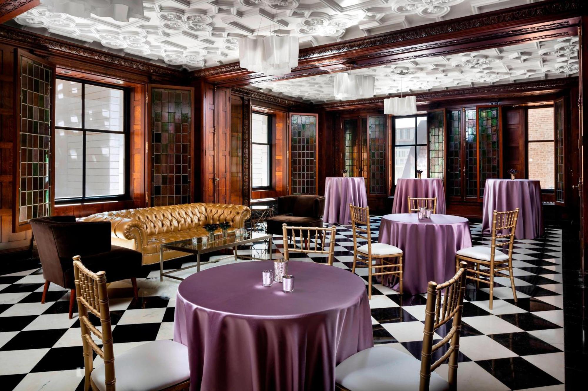 The Blackstone, Autograph Collection 4*