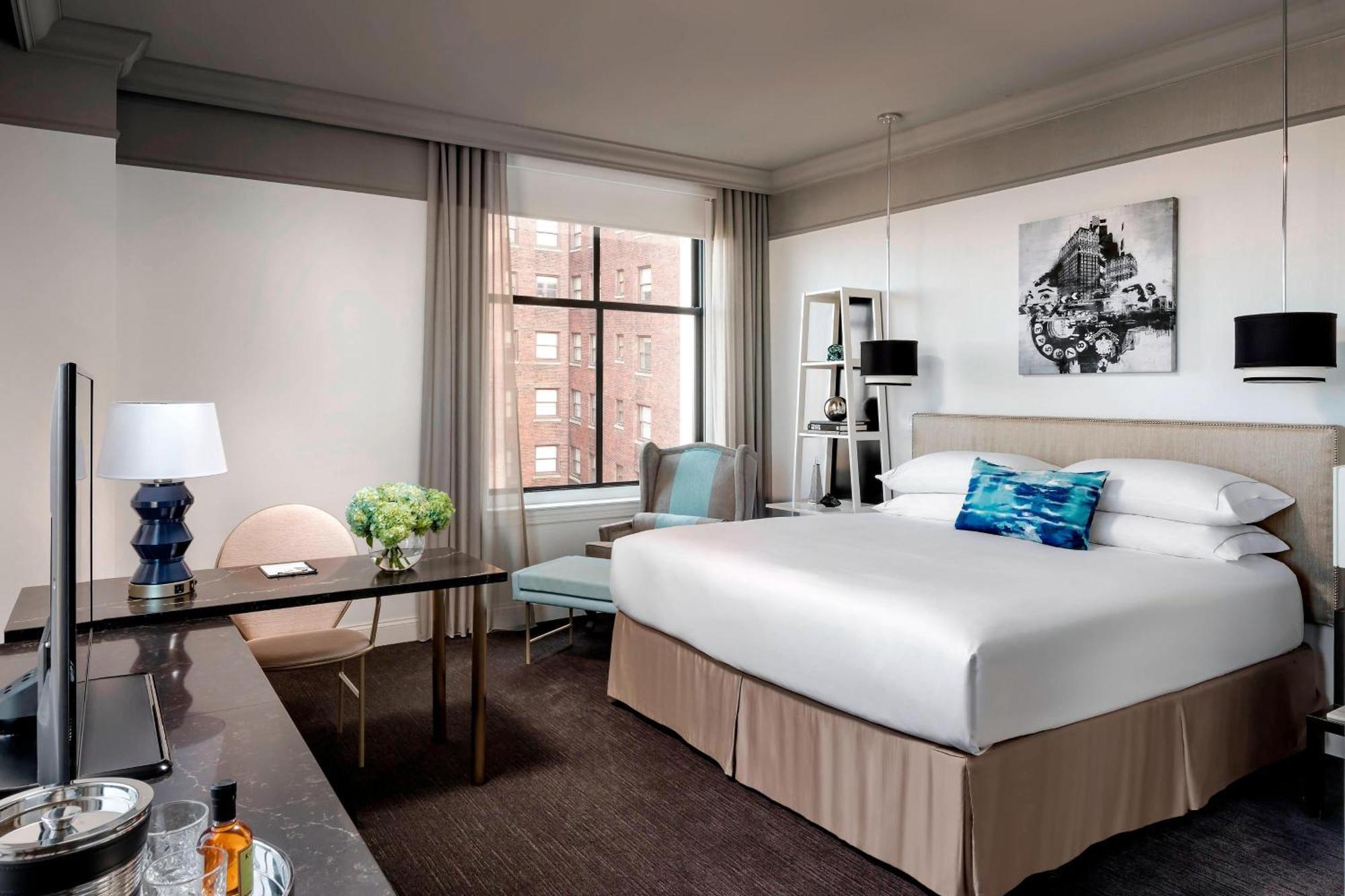 The Blackstone, Autograph Collection Chicago