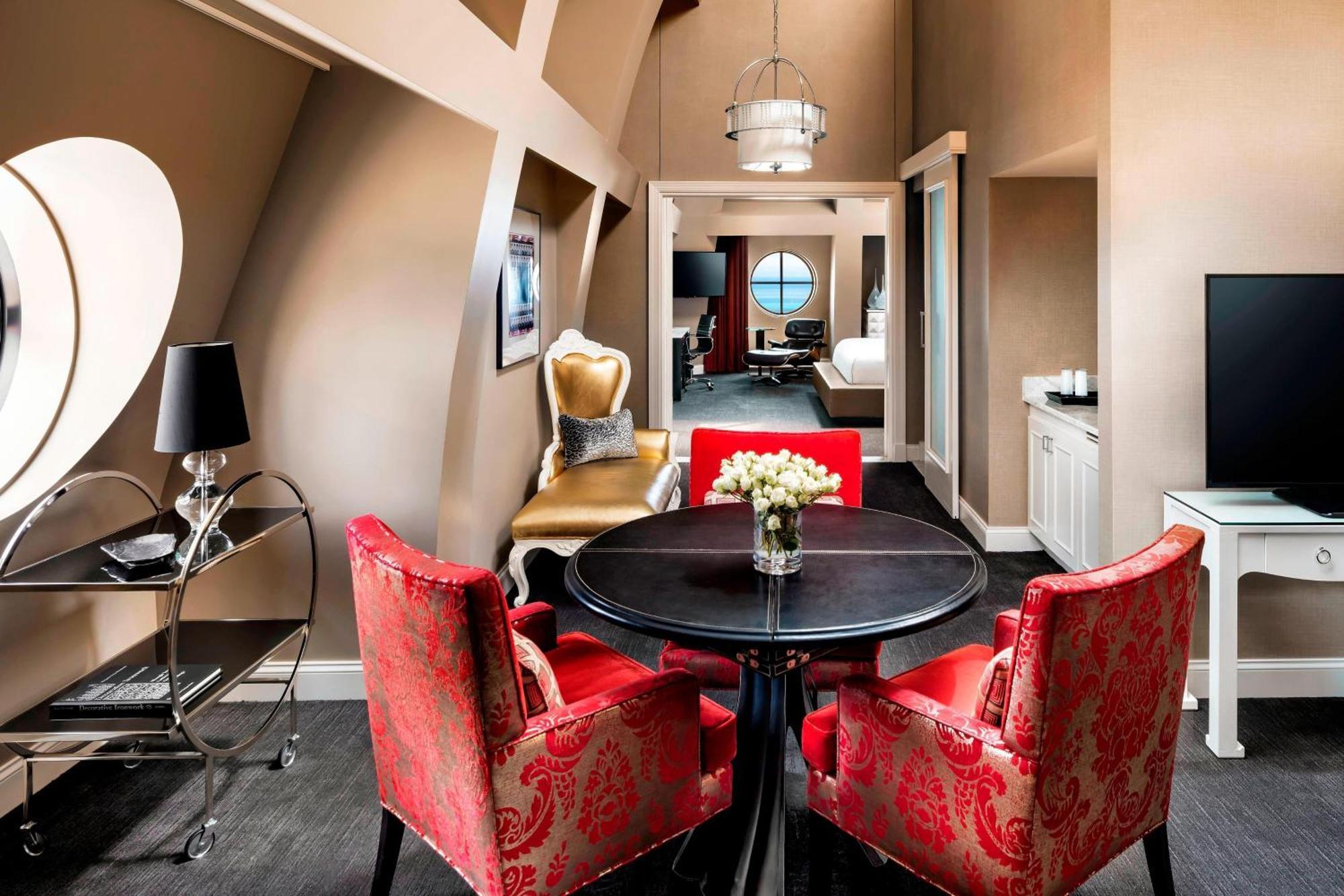 Hotel The Blackstone, Autograph Collection