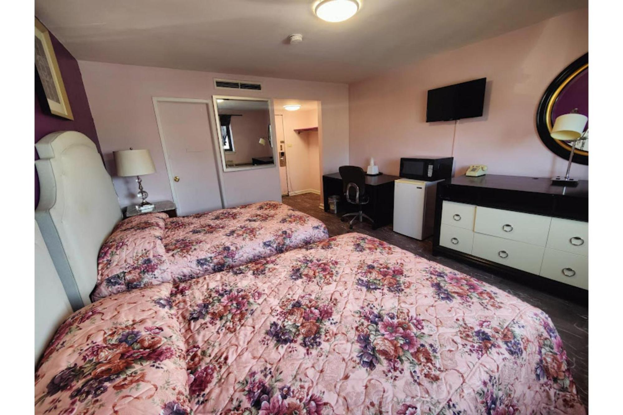 Hotel Oyo Edgebrook North Shore Chicago