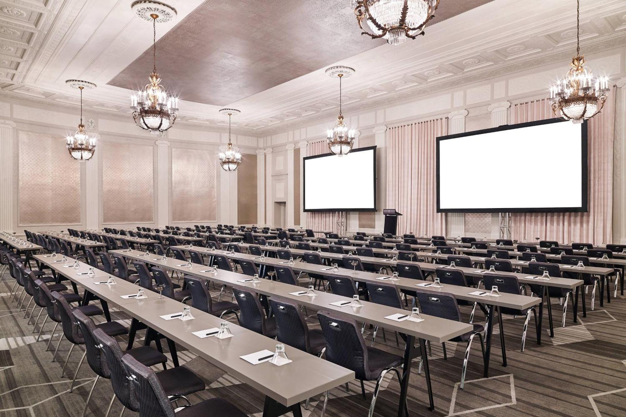 The Midland Hotel, Chicago, A Tribute Portfolio 4*