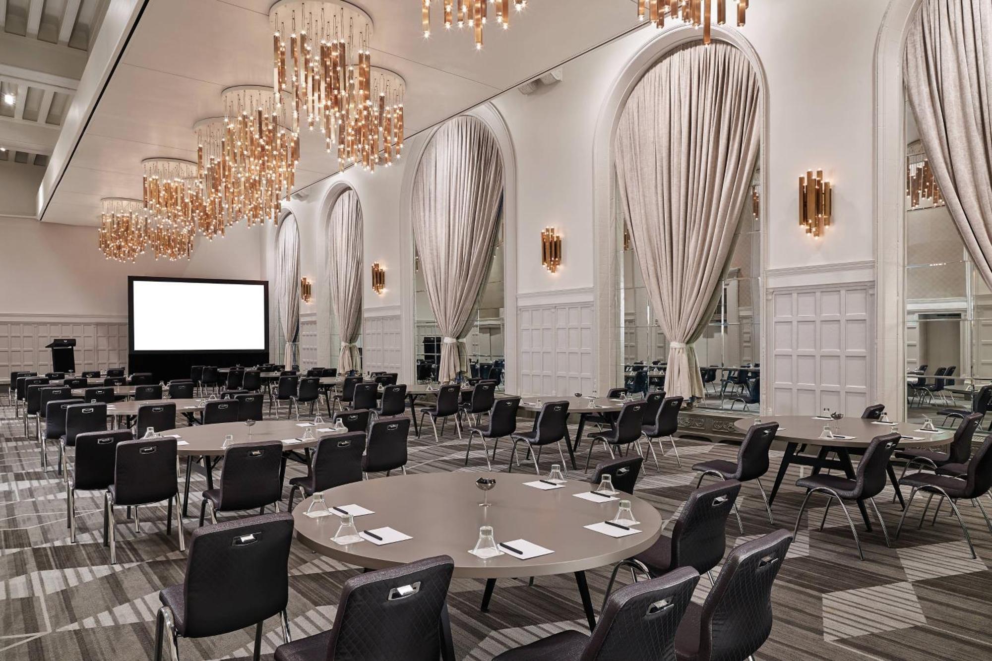 The Midland Hotel, Chicago, A Tribute Portfolio