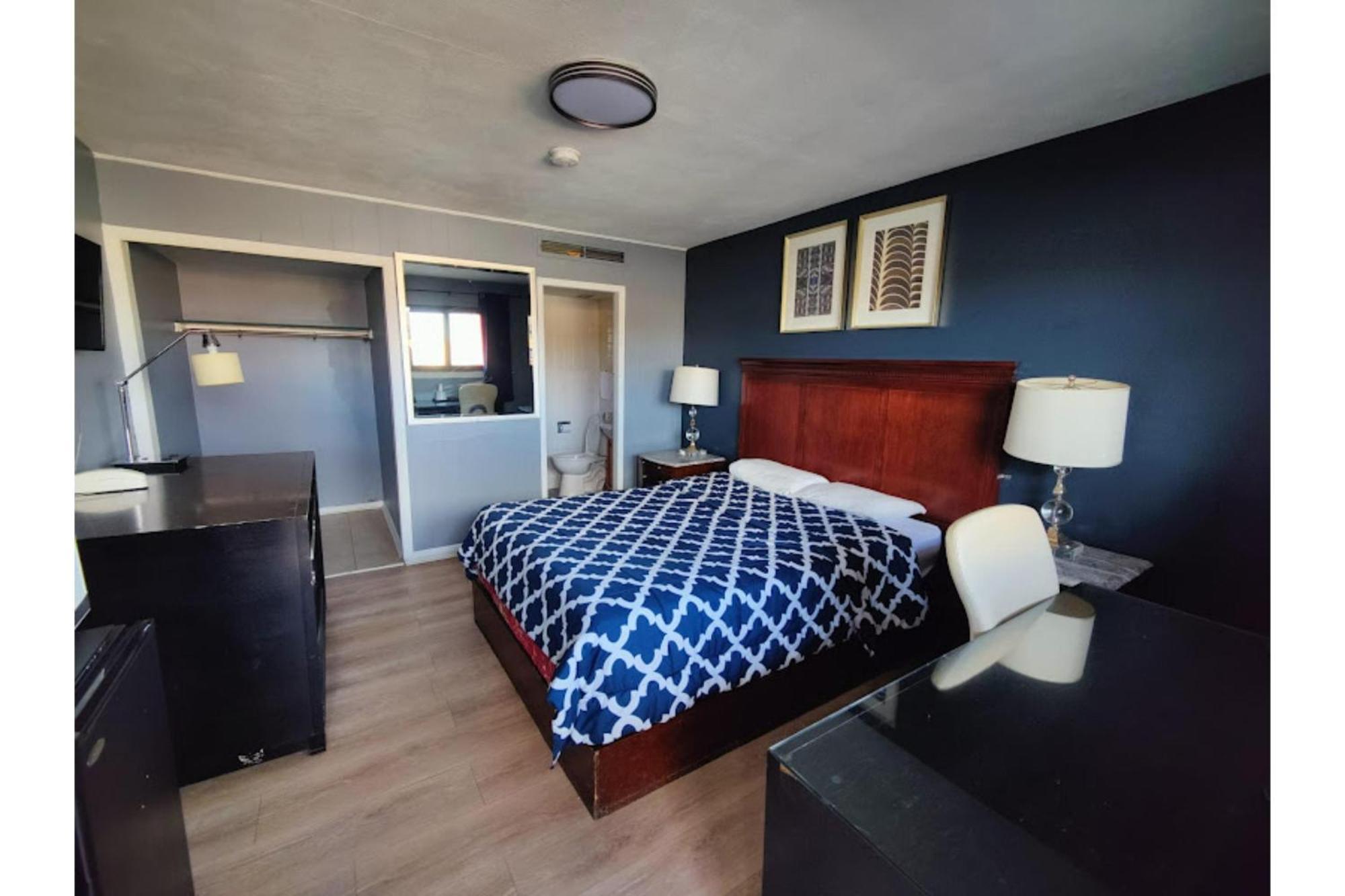 Oyo Edgebrook North Shore Hotel 2*