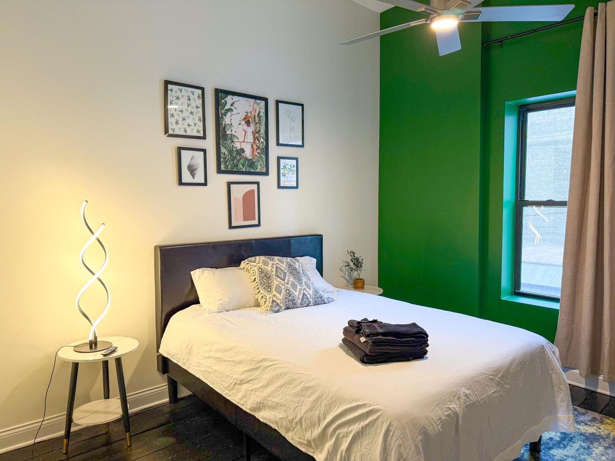 Apartment Luxury 5br South Loop With Pool Table And Optional Parking Near Mccormick Place, Field Museum And Soldier Field Chicago