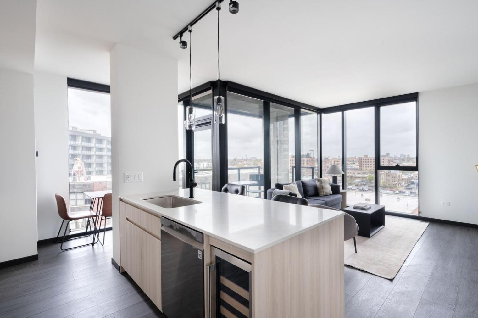 West Loop 2br W Pool Gym Nr Union Park Chi-930 Apartment Chicago