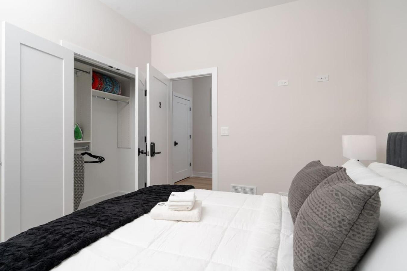Affordable Private 2 - Shared Chicago