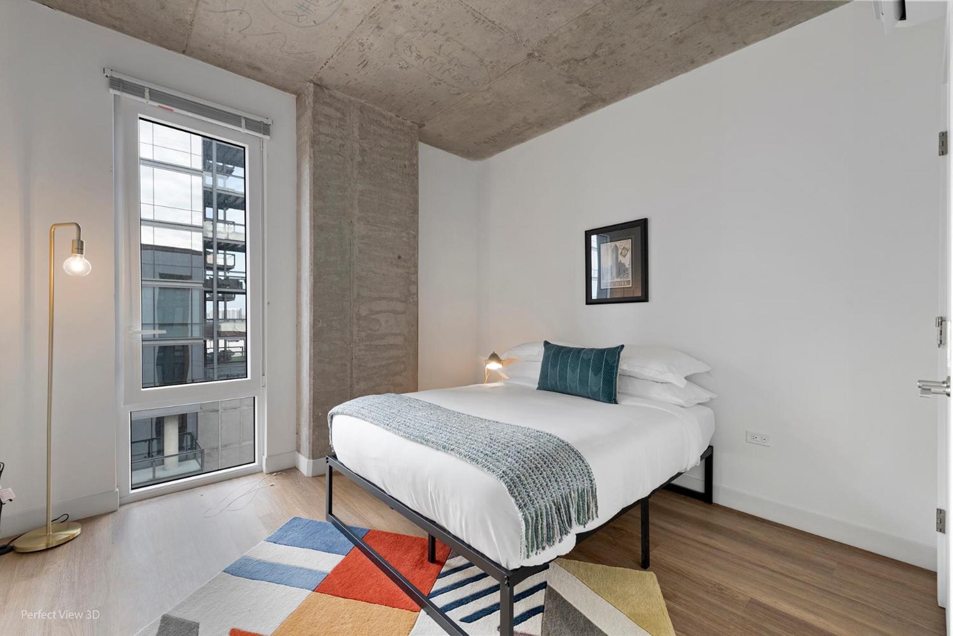 Apartment Living Grand 4 Bedroom By Lincoln Park *