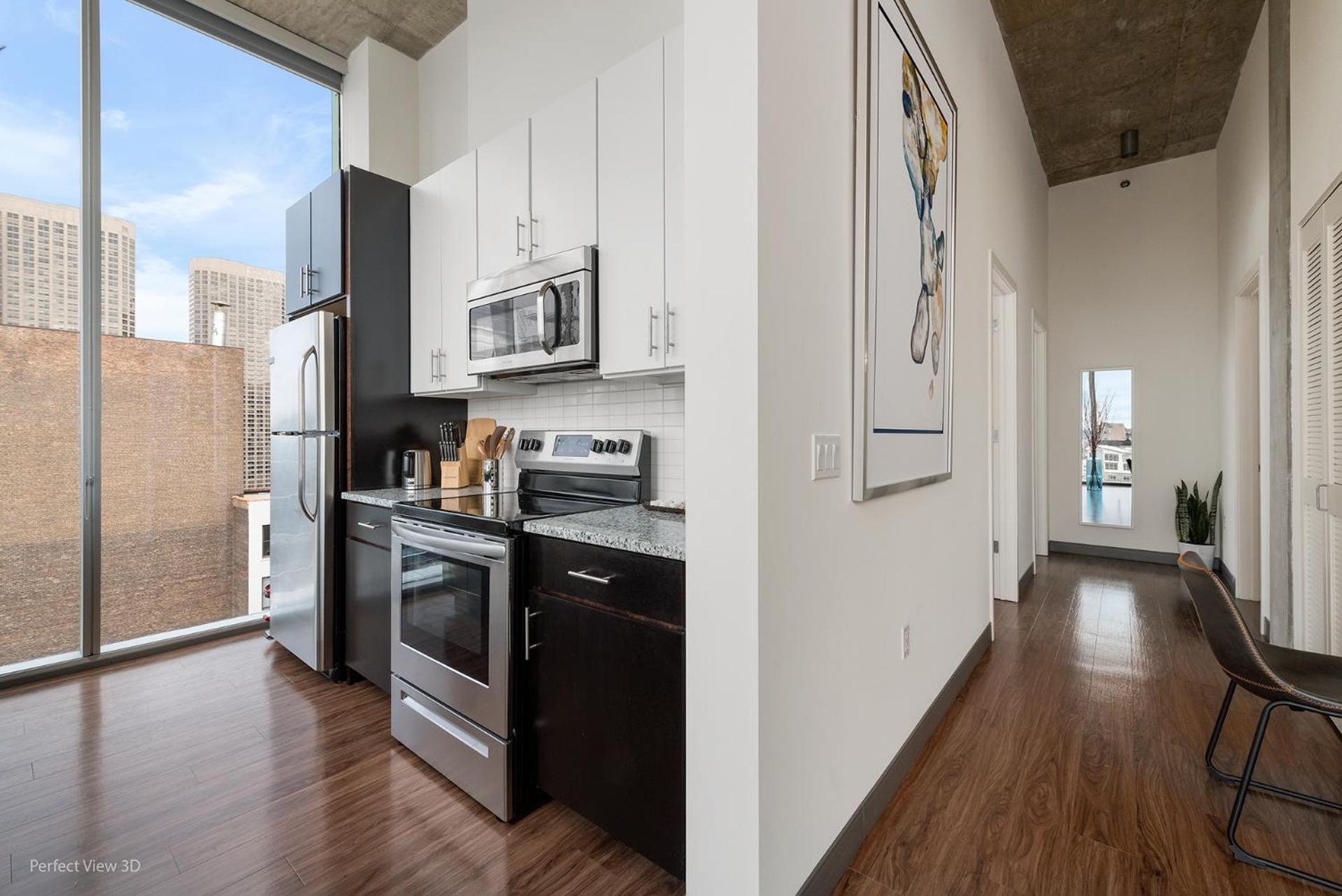 Jeffjack Heated Pool Penthouse In Chicago's West Loop *