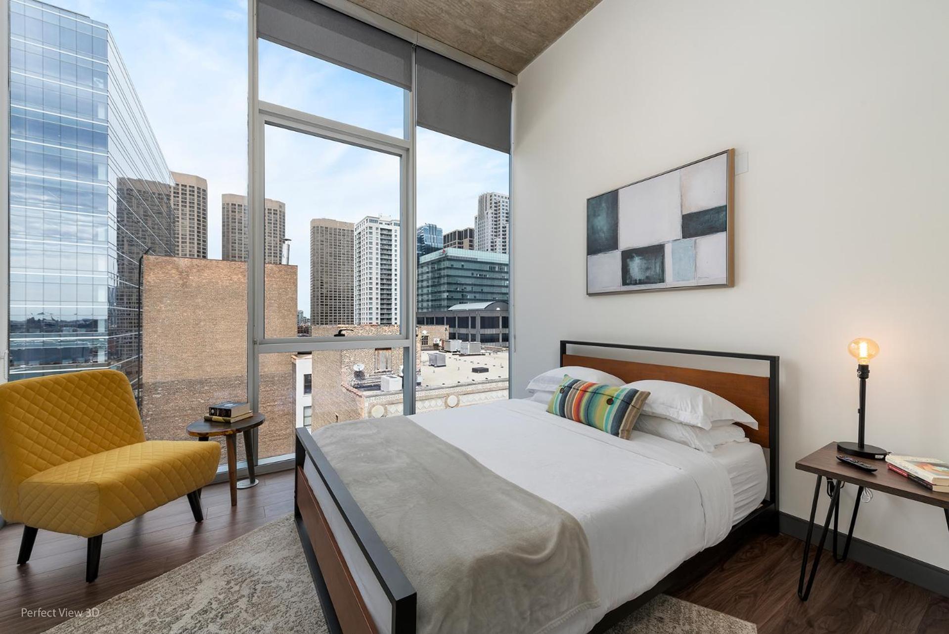 Jeffjack Heated Pool Penthouse In Chicago's West Loop