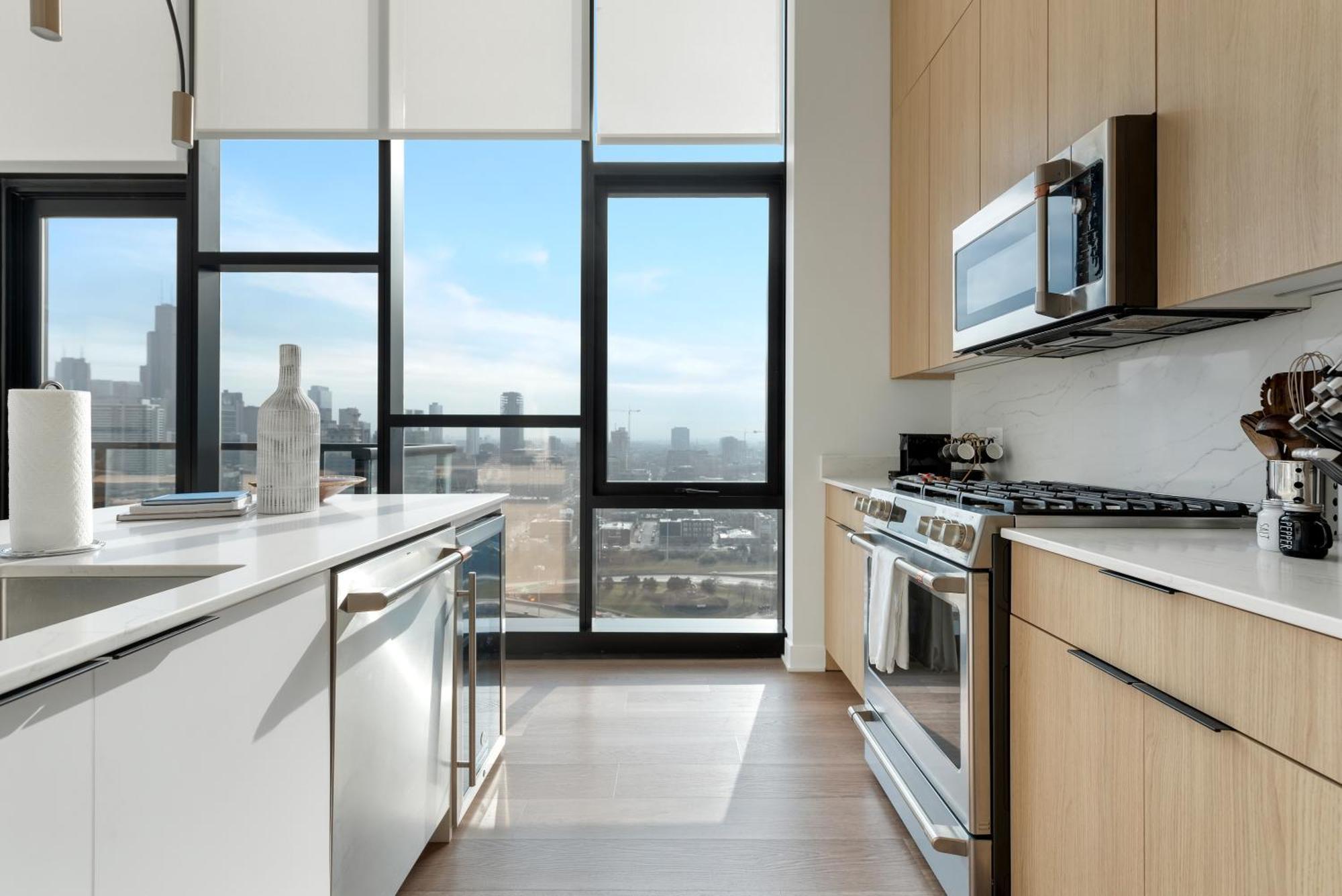 Apartment Avenir West Loop Penthouses With Iconic Views