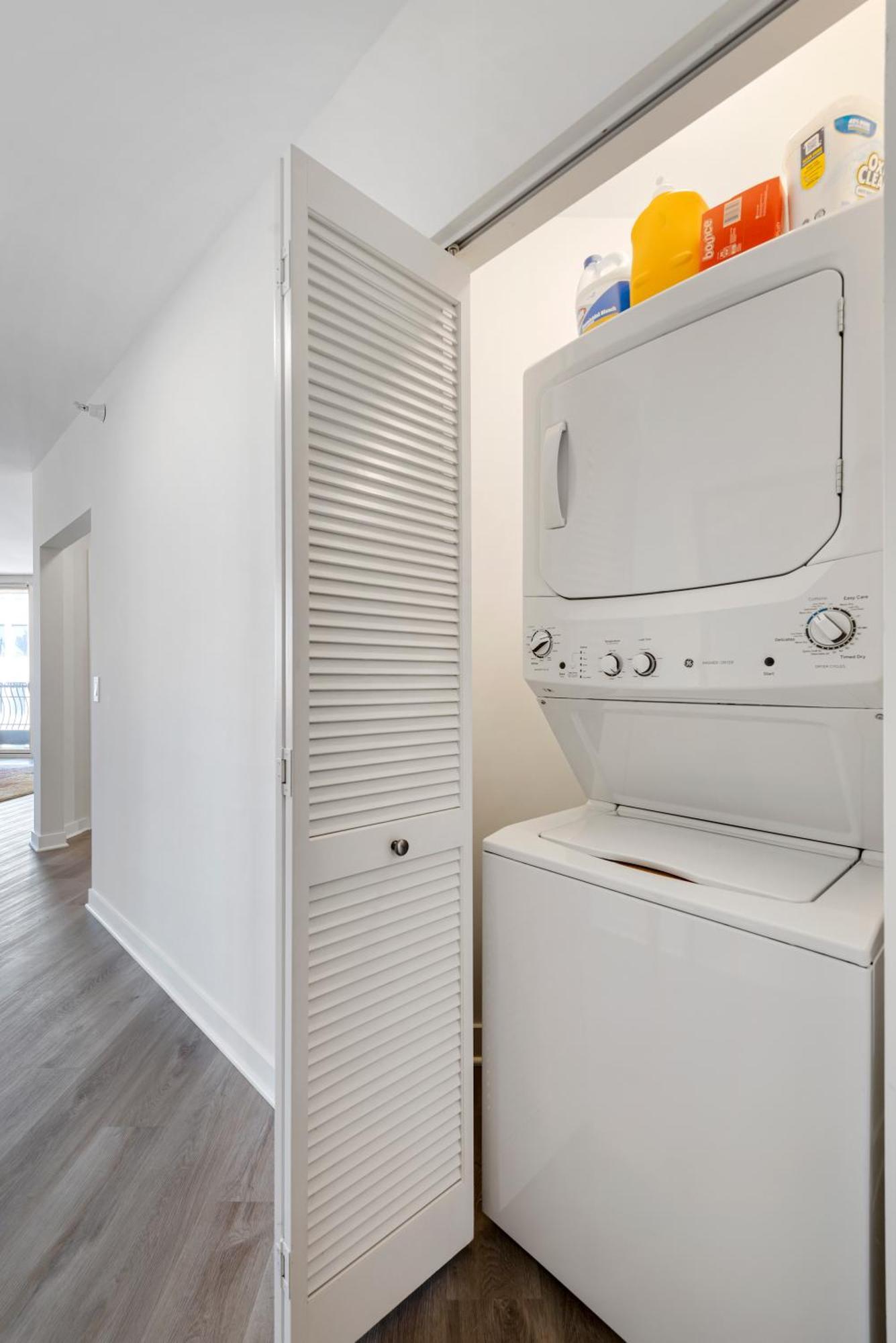 Apartment The Bernardin Gold Coast Luxury Near Magnificent Mile