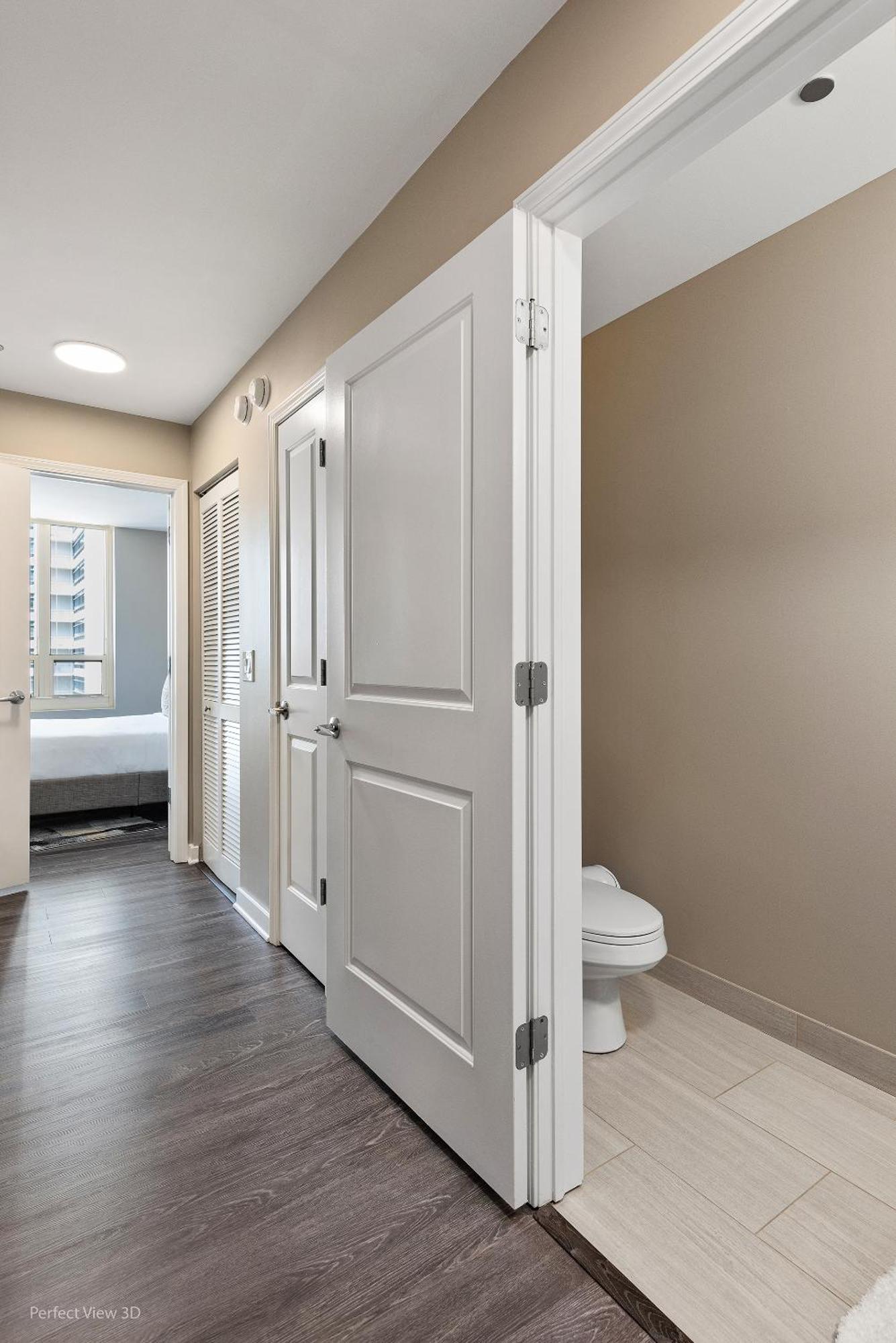 The Bernardin Gold Coast Luxury Near Magnificent Mile