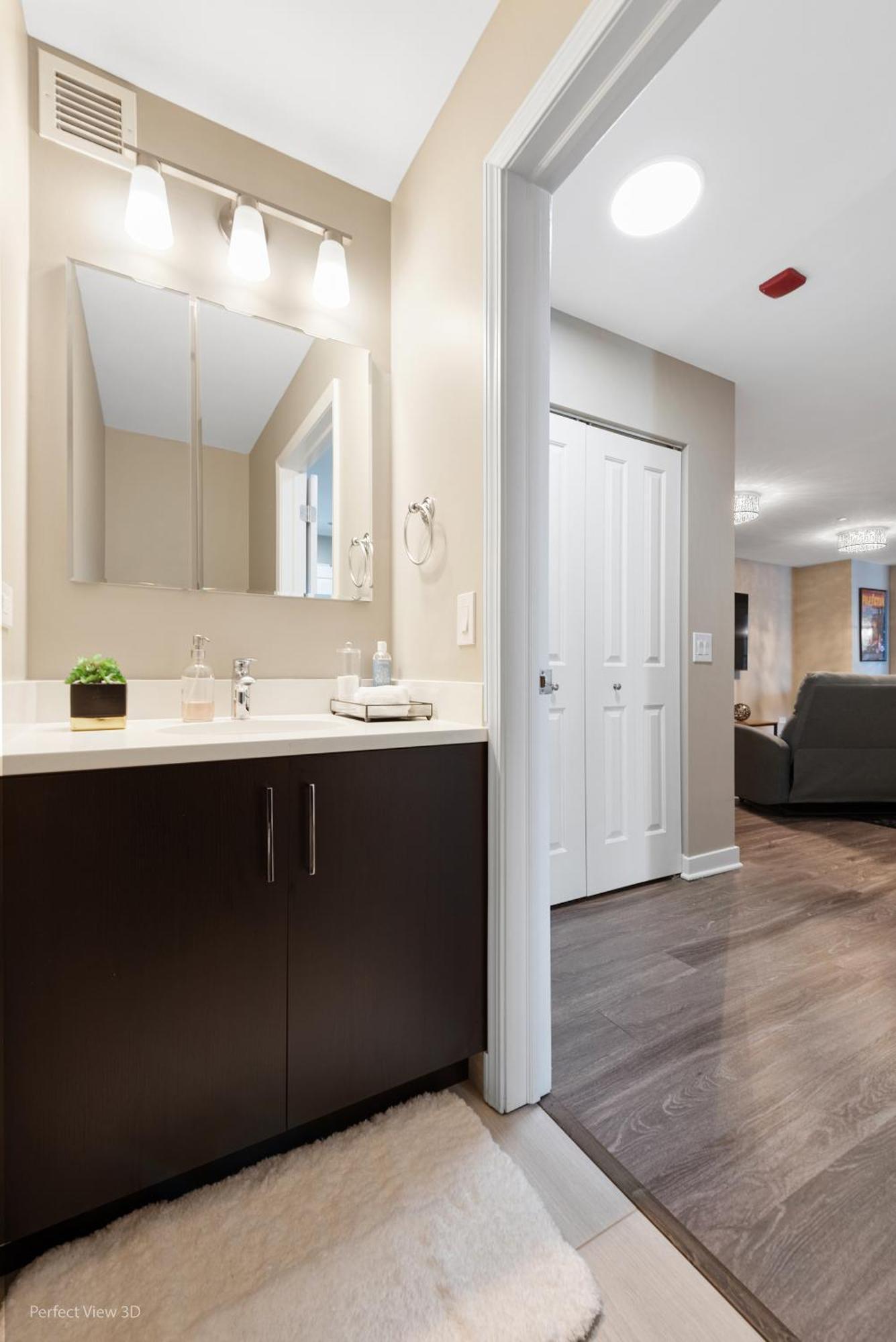 Apartment The Bernardin Gold Coast Luxury Near Magnificent Mile