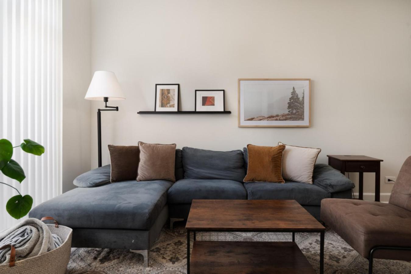 Charming Renovated In Ukrainian Village * Chicago