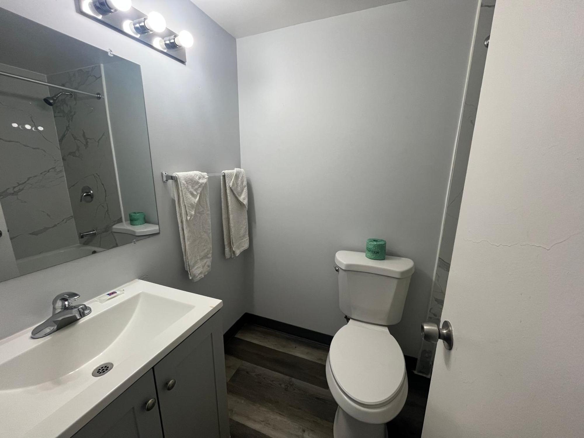 6 Chicago, Il - Halsted Hotel 2*