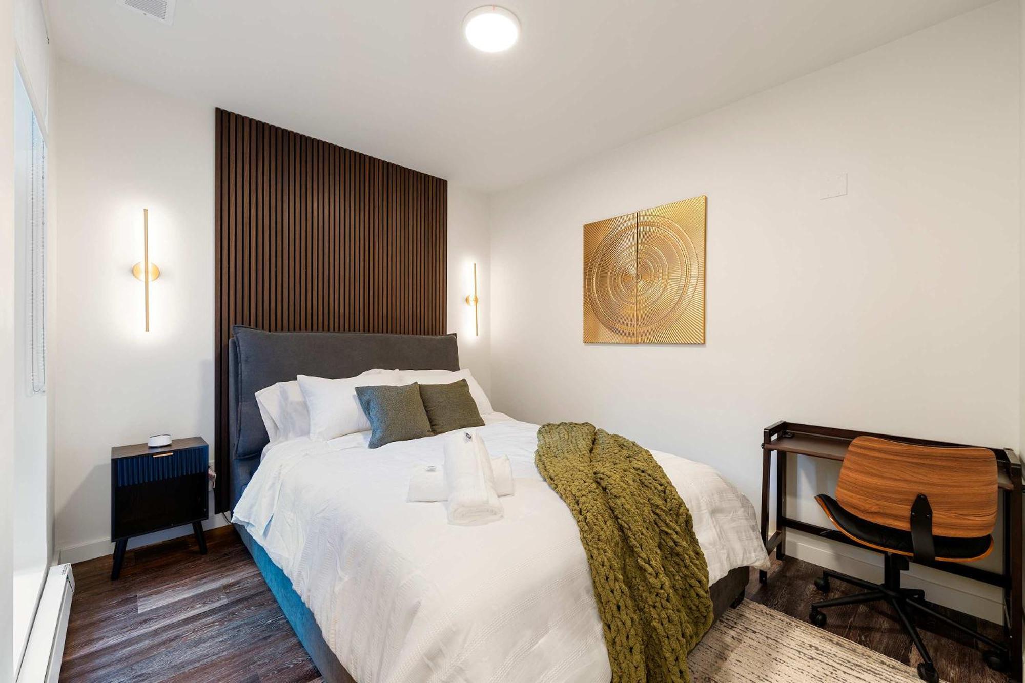 Luxury 2bd-2ba View-gym-rooftop * Chicago