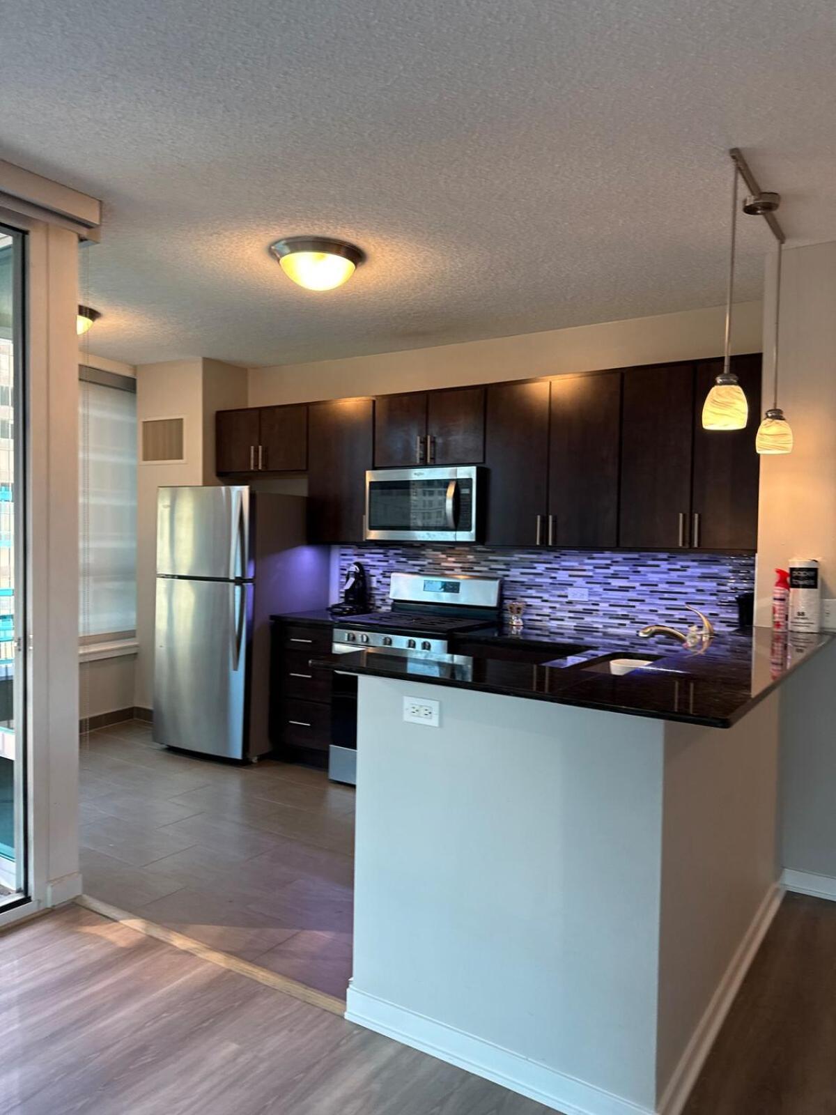Apartment Live Like A King In